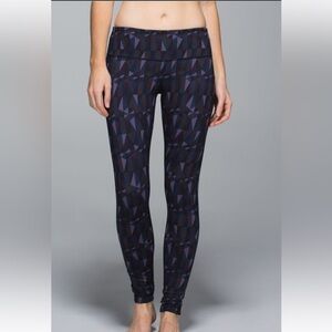 Lululemon Stained Glass Wunder Under